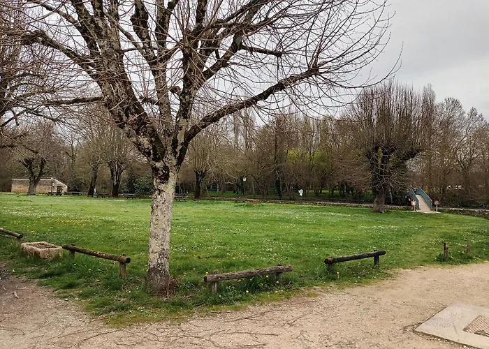 Au Bord De La Riviere Verteuil-sur-Charente